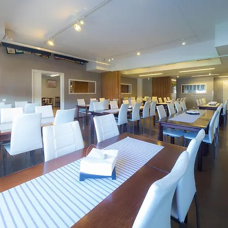 & Ravintola Martinhovi 3*