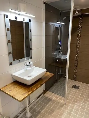 & Ravintola Martinhovi 호텔 Raisio