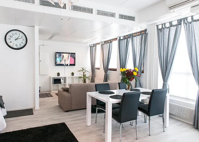 & Ravintola Martinhovi 호텔 3*